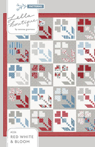 "Red, White, & Bloom" Americana flower quilt by Lella Boutique. Cute 4th of July quilt perfect for summertime in the USA. Fabric is Old Glory by Lella Boutique for Moda Fabrics. Download the PDF here!